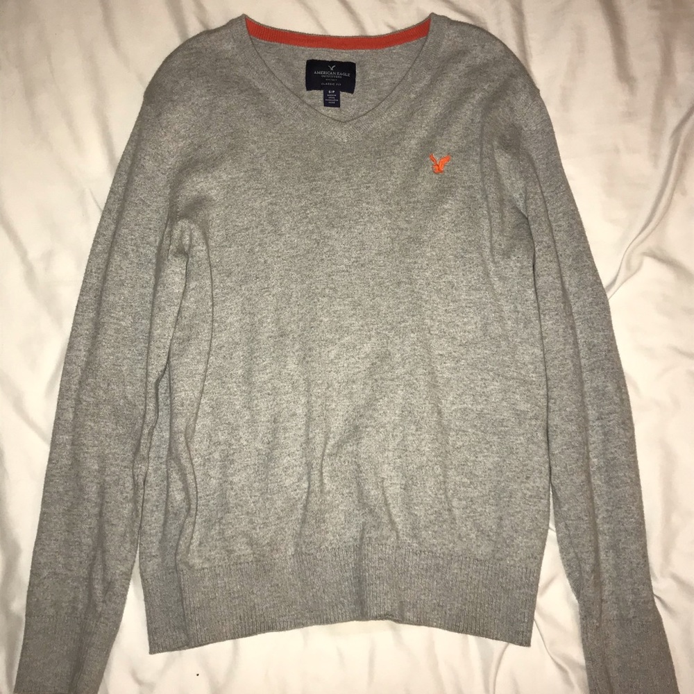 American eagle grey sweater